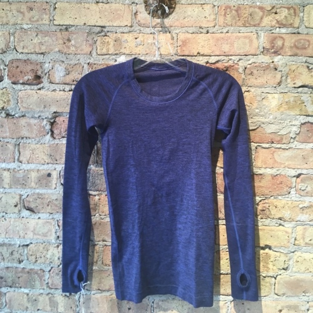 Lululemon blue & black l/s run swiftly top sz 2